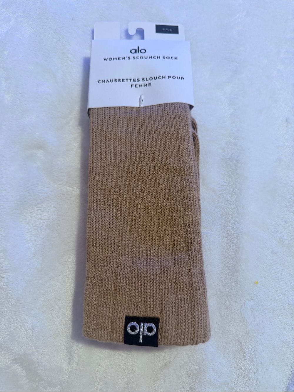NWT ALO Yoga Women’s Scrunch Socks Tan Taupe M/L 8-11